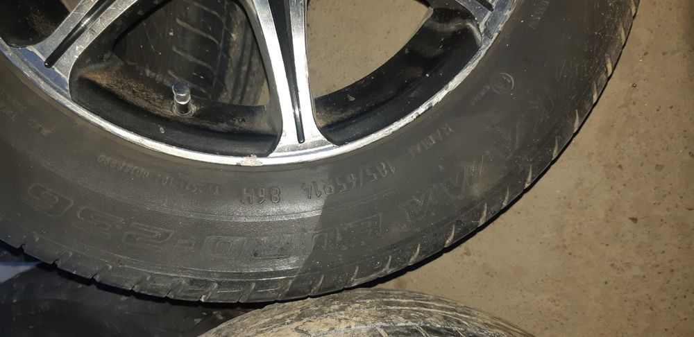 Шина для автомобиля