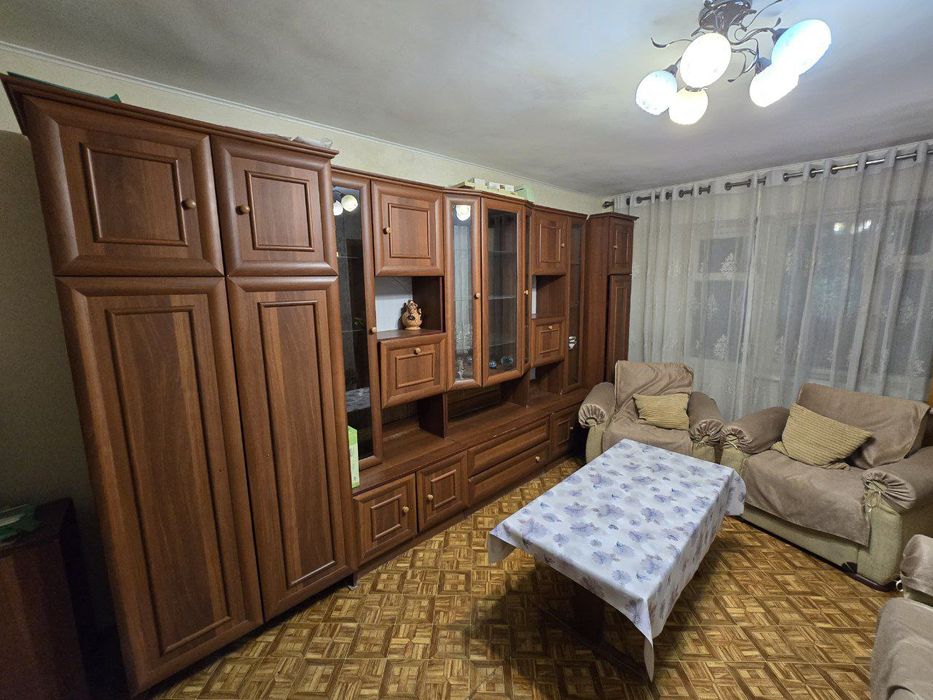 Стенка шкаф диван ва кресло