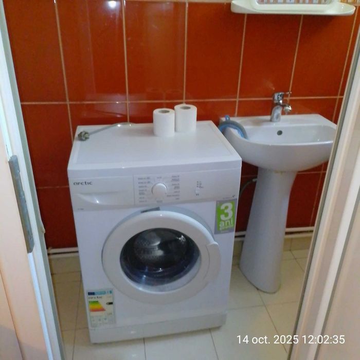 Apartament 2 camere in Targoviste, zona centrala, langa KFC