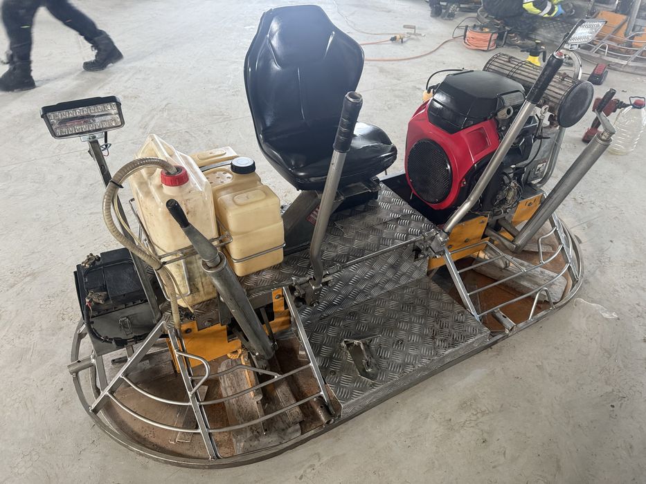 Elicopter finisat beton