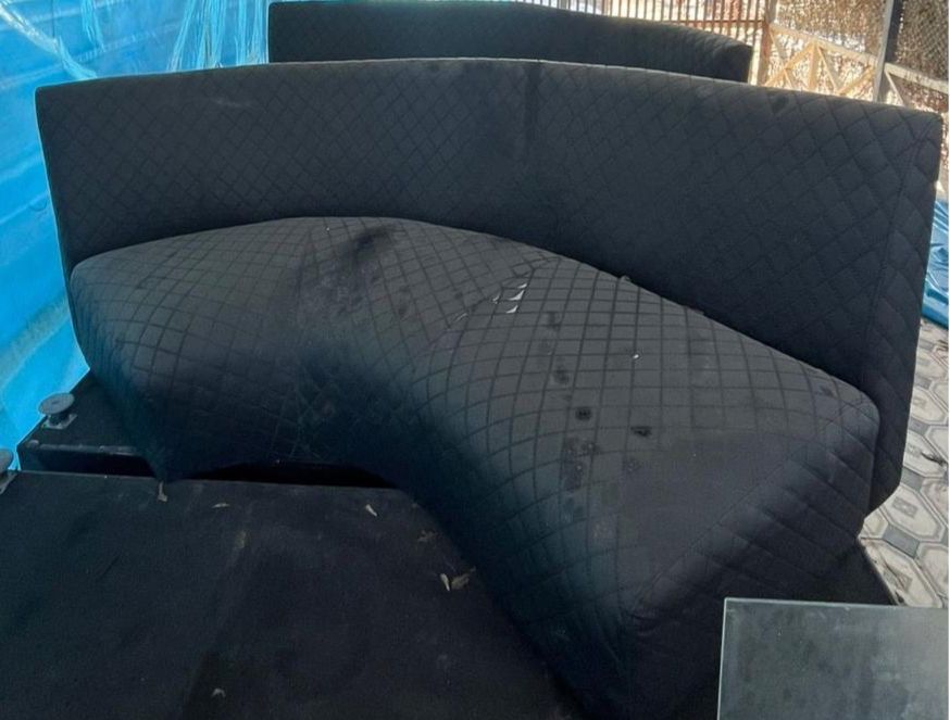 Диван полукруглый