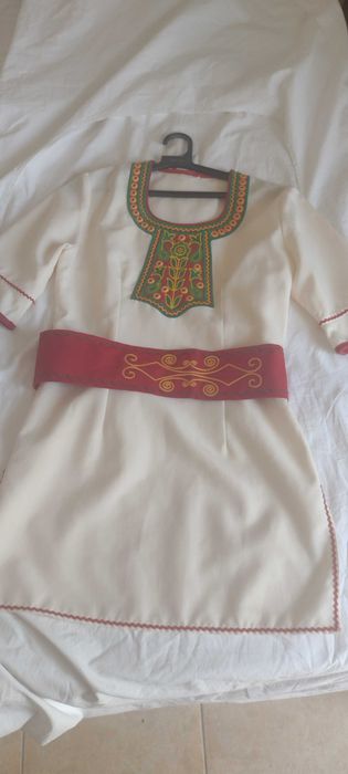 Туника за танци, носия