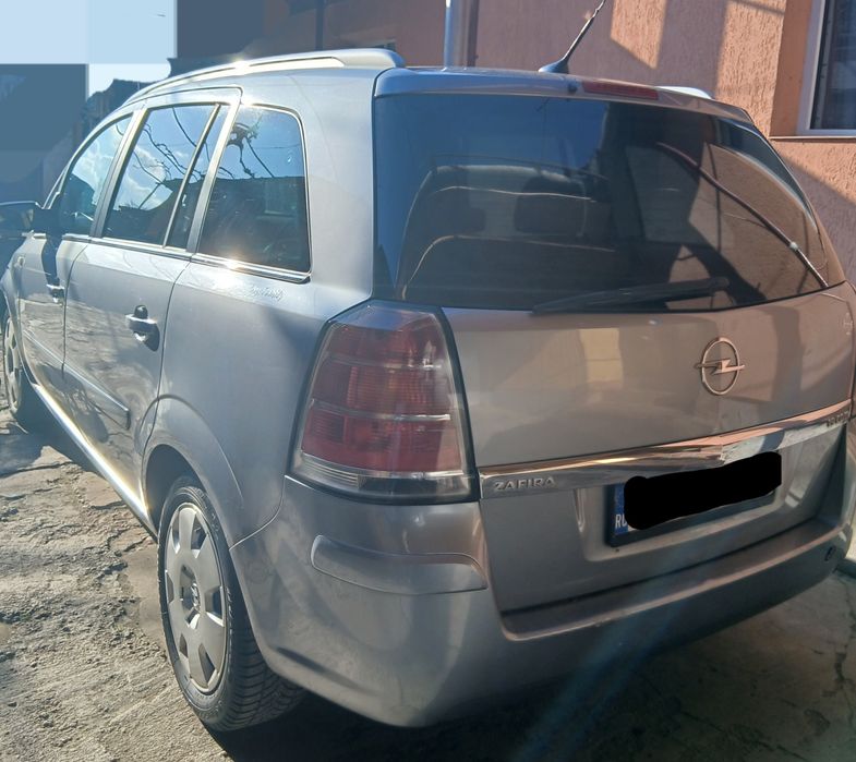 Vând opel zafira b 2006 1.9CDTI 120 cp
