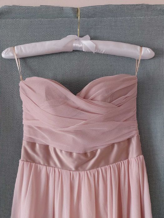 Rochie fără bretele Elise Ryan Măsura 36