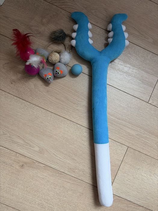 Игрушки для кошки