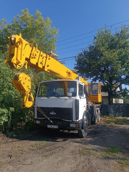 Автокран     25т