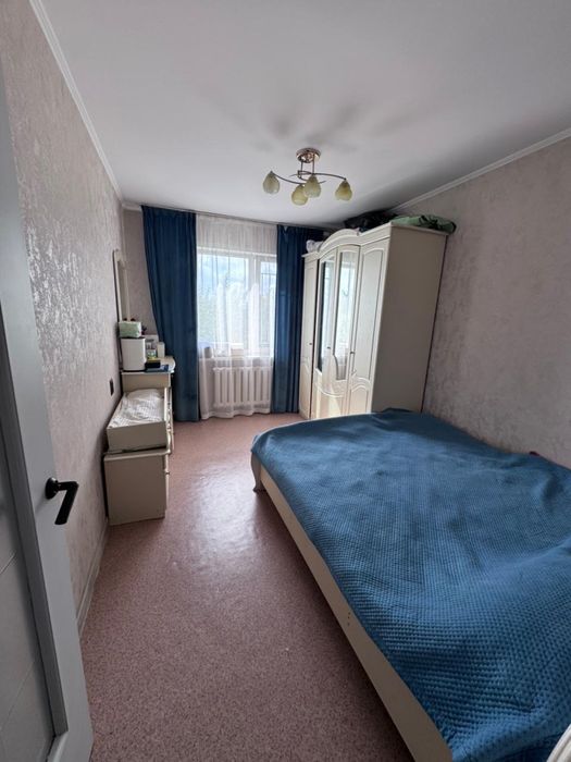 Продам трехкомнатную квартиру
