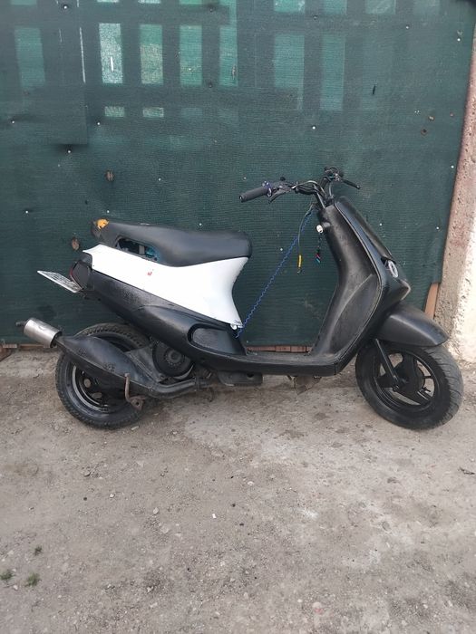 Vând Piaggio Zip