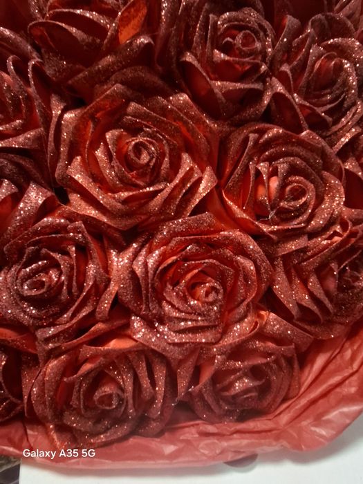 Букет- сердце из красных роз