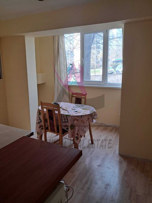 Три отделни стаи -Владиславово