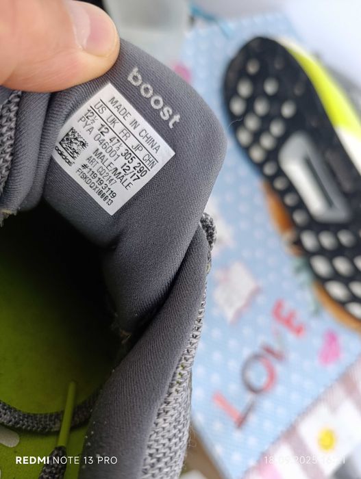 ''Adidas UltraBOOST ST''оригинални маратонки 46.5 номер