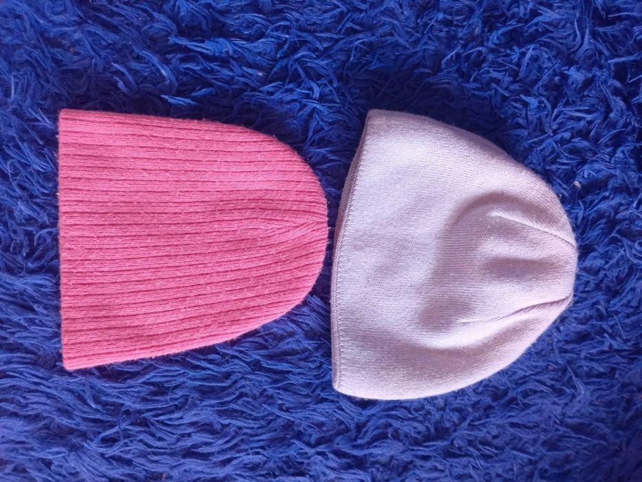 Продам детские шапочки.