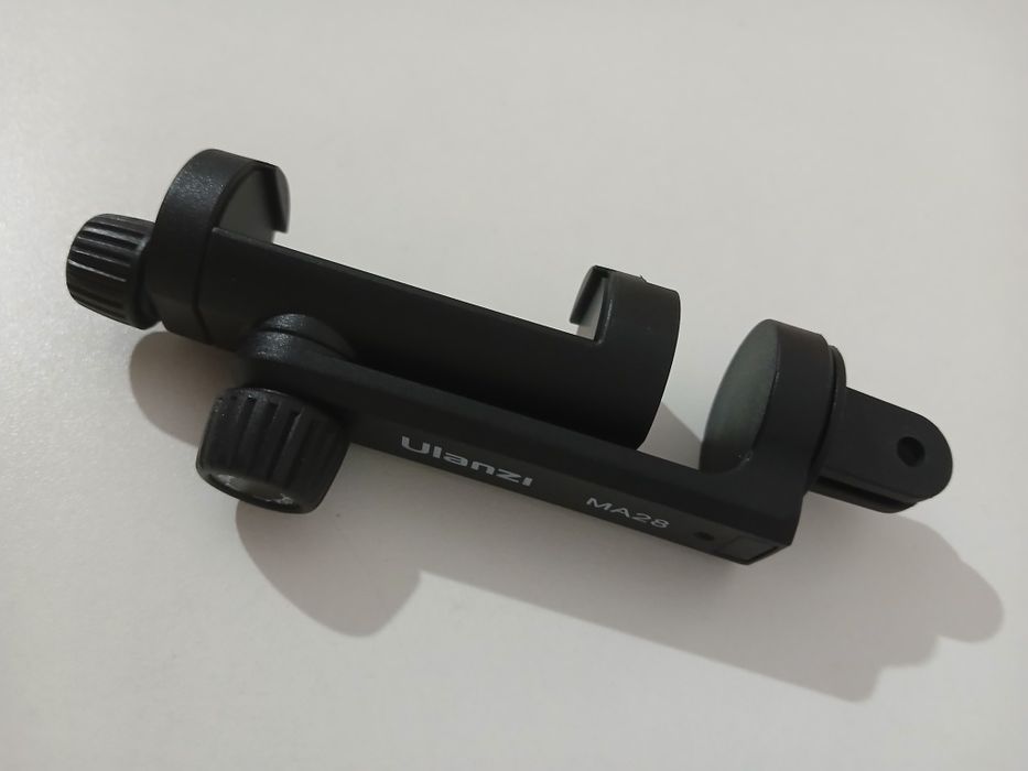 Крепления/держатели телефона