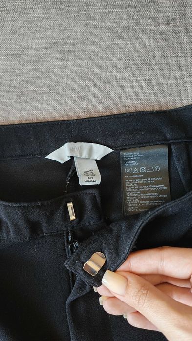 Черен панталон H&M