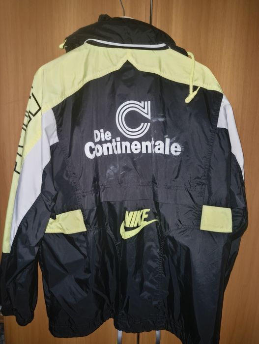 Geaca Borussia Dortmund anii 90. Nike