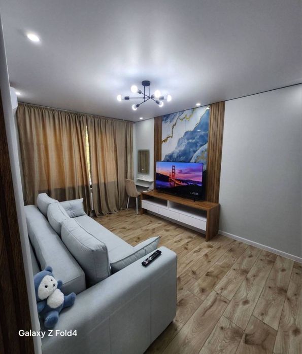 1/3/5 30м2 Академ городок , It PARK, Дом кирпичный , евро ремонт.