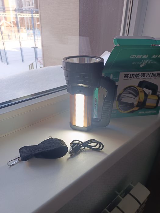 Продам фонарик-прожектор