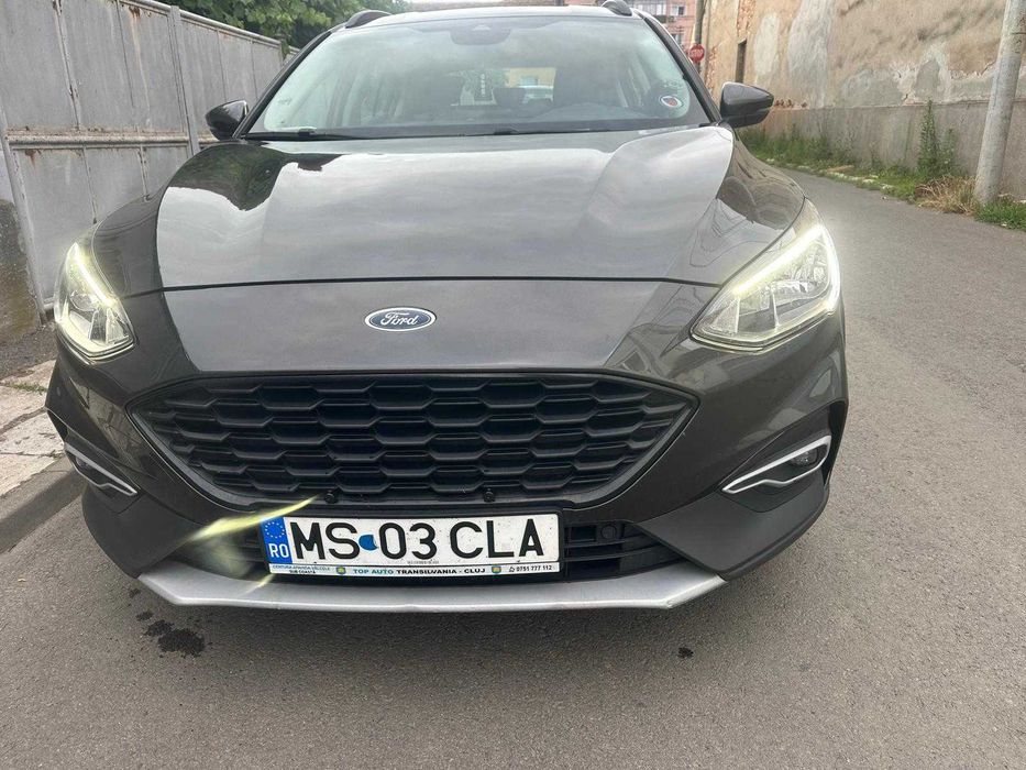 FORD Focus 2020 — imagine 3