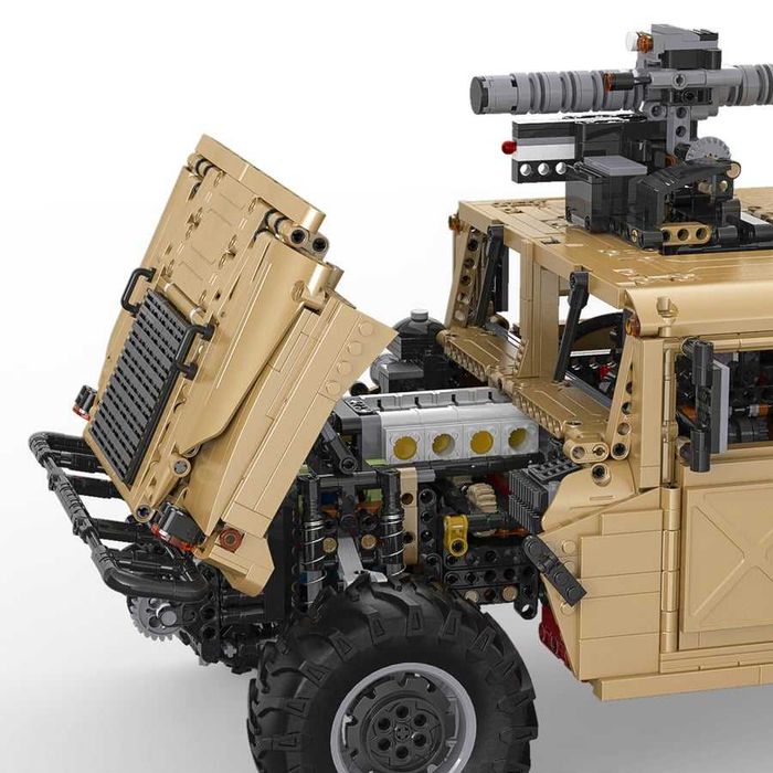Конструктор Lego CADA Военен Джип Humvee 1:8 Моторизиран 3935ч. 53см.