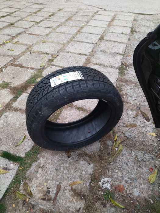 275 40 20 нови гуми