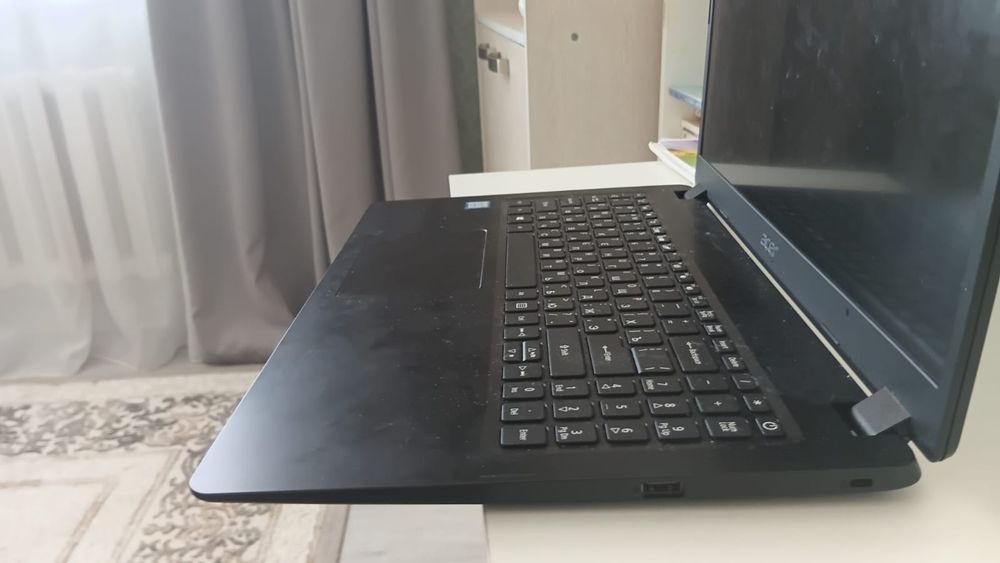 Ноутбук Acer aspire 3