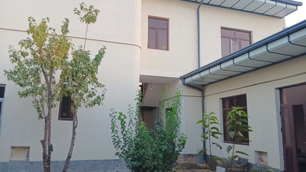 Уй ижарага берилади олмазор район 745000 сумдан киши бошига