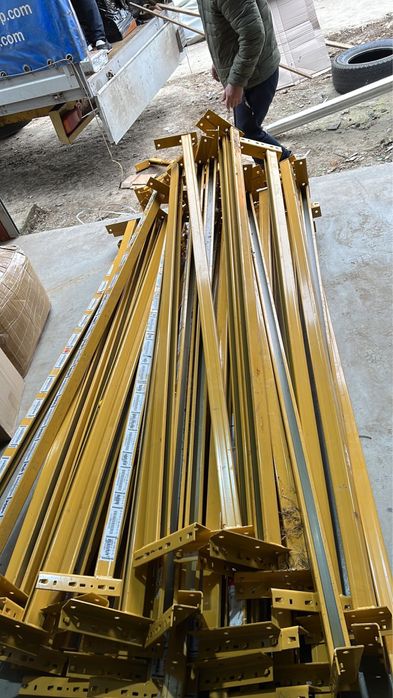Rafturi metalice profesionale