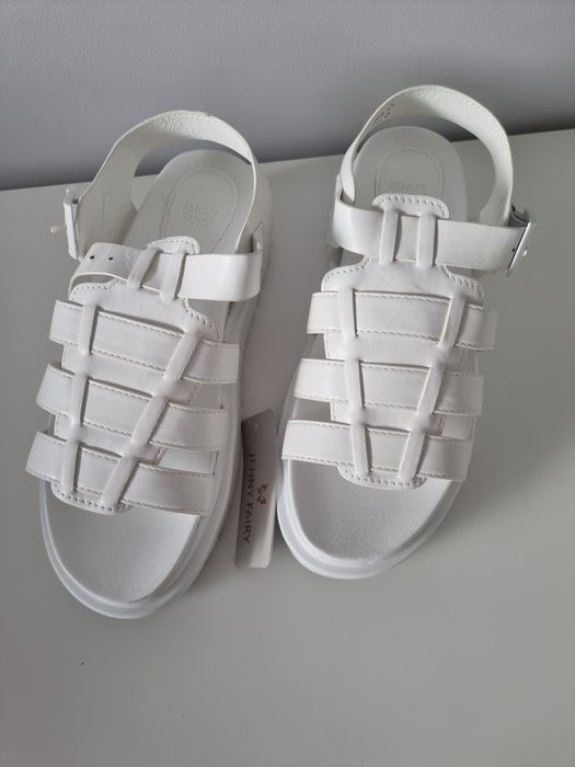 Ежедневни кожени бели сандали