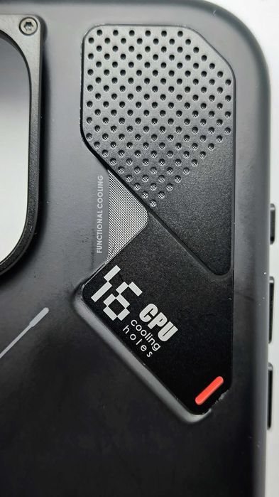 Aulumu A16 Shockproof калъф за iPhone 16 Pro Max нов, MagSafe черен