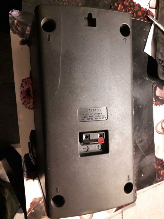 Продавам HI-FI колонка модел SONY-15W/8 OMS в изправност