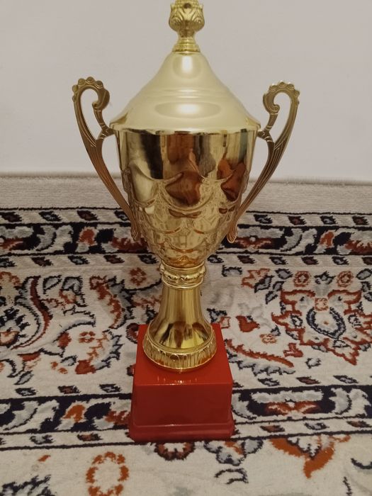 Кубок  сатылады 10000 тг