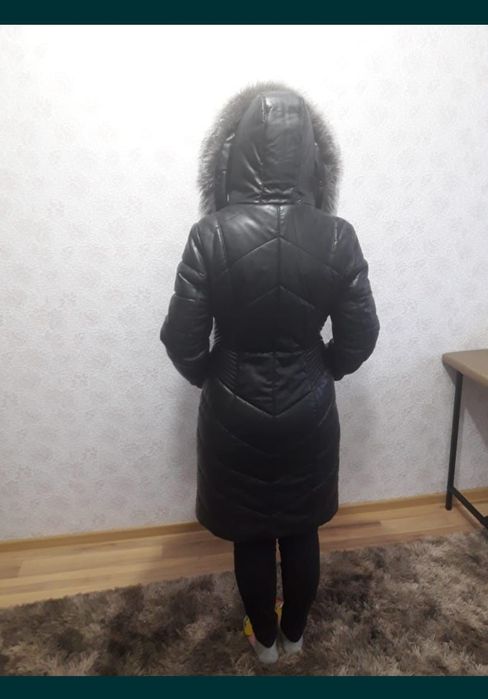 Фирменный Пуховик хорошего качества