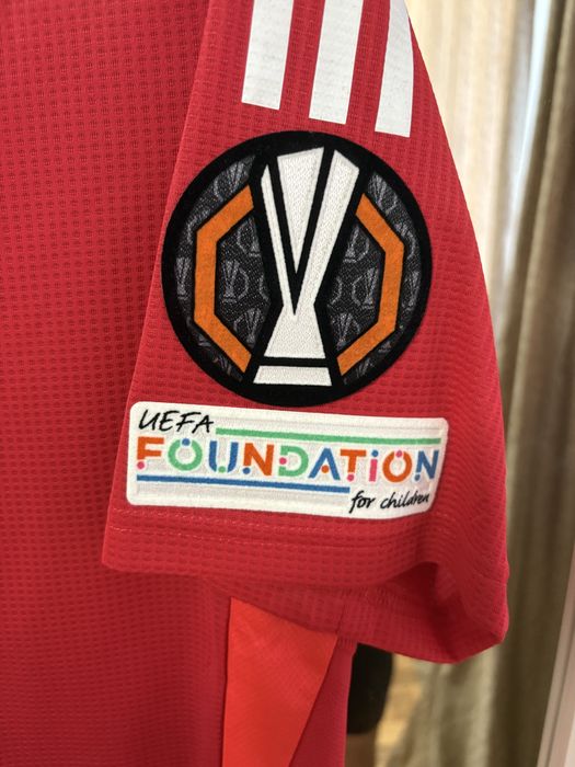 Manchester United Bruno Fernandes authentic version