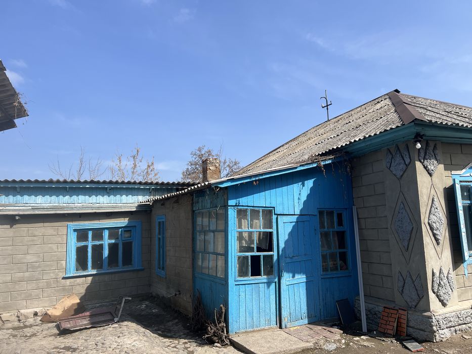 Дом на разбор 6 комнатный