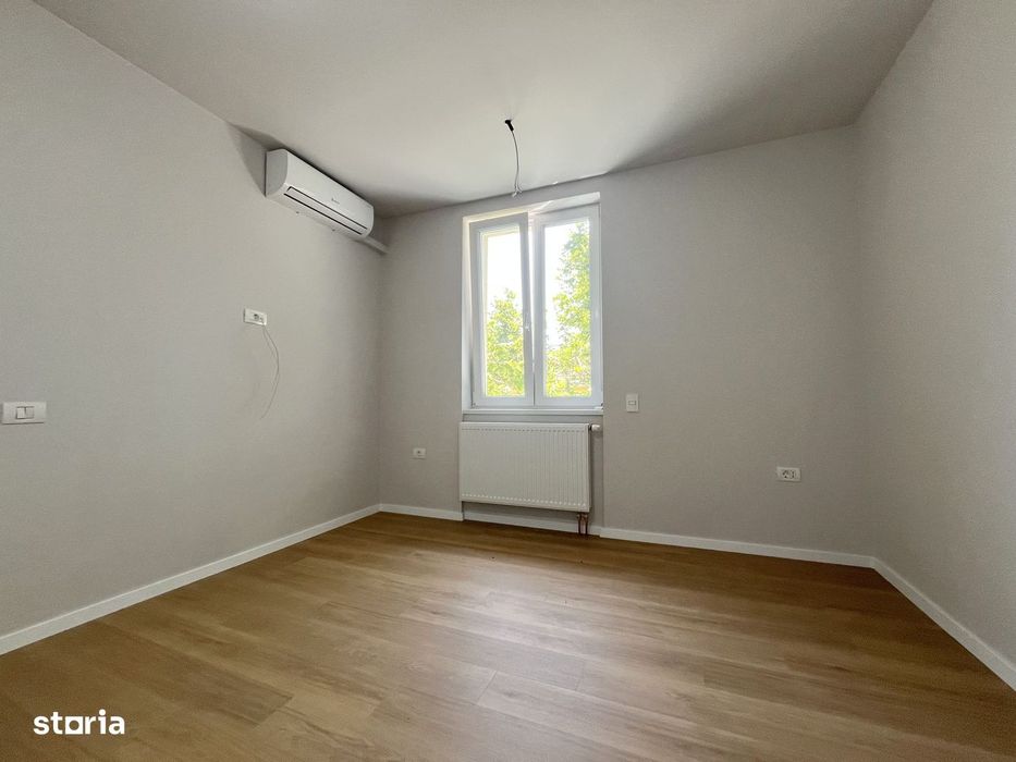 Apartament cu 3 camere de închiriat, zonă ultracentrală — fotografia 2