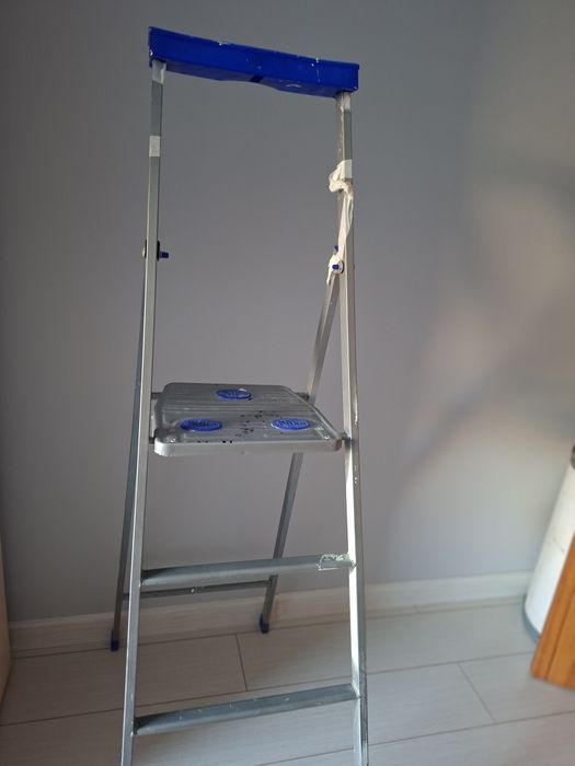 Продам стремянку