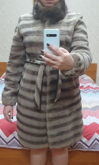 Женская мутоновая шуба