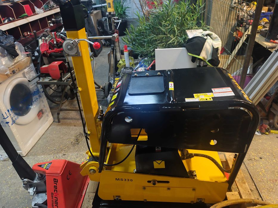 Placa compactoare reversibila MASALTA MS330