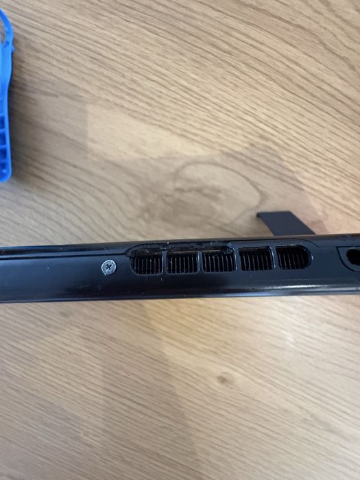Nintendo Switch с 3 игри и множество аксесоари