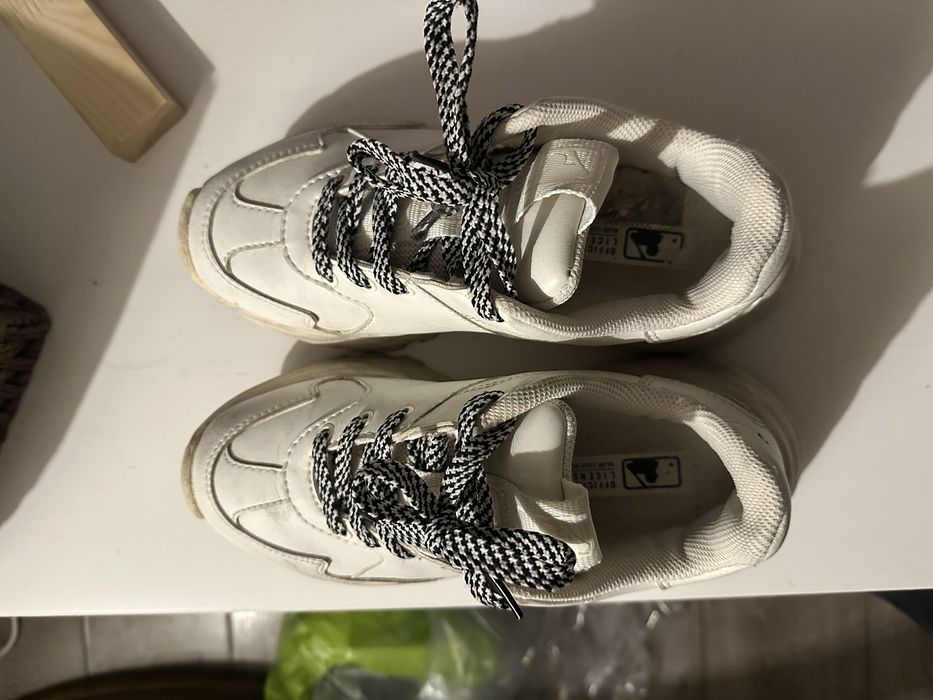 Срочно продам кроссовки Yankees оригинал