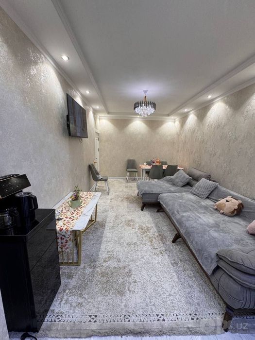Срочно продажа квартиру Массив Феруза 4/3/4 балкон 1.5/6