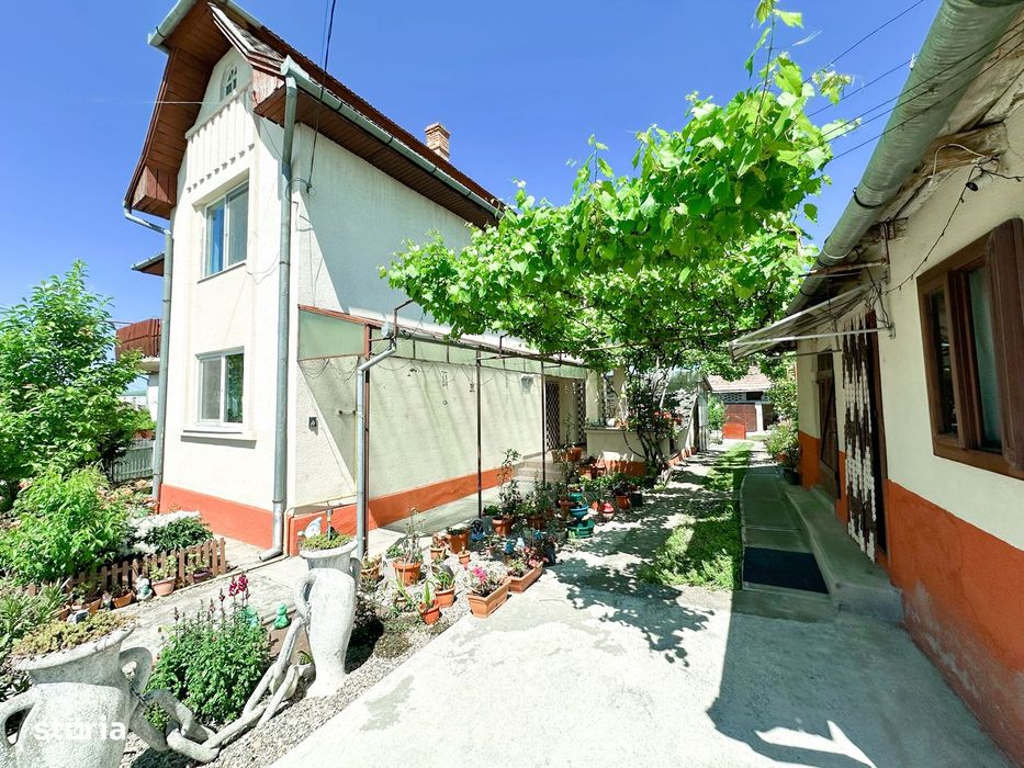 Casă spațioasă de vânzare – Strada Prefect Vasile Moldovan