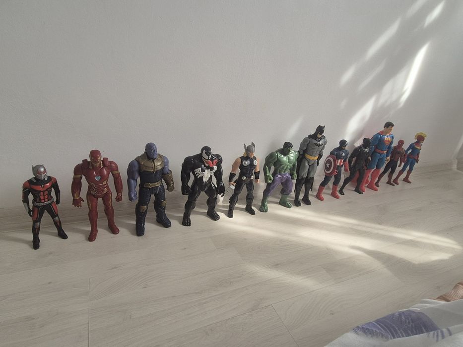 Jucarii  Marvel 12 figurine