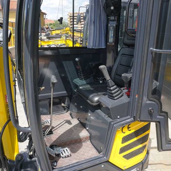 Мини багер Cimex CHE12RS-CAB-SB с чупеща стрела