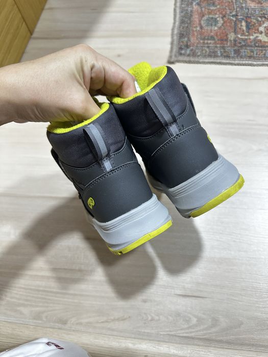 Сапоги на мальчика. Зима