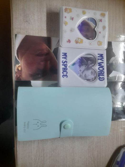 2 маленьких и 1 большой биндер с к-поп карточками