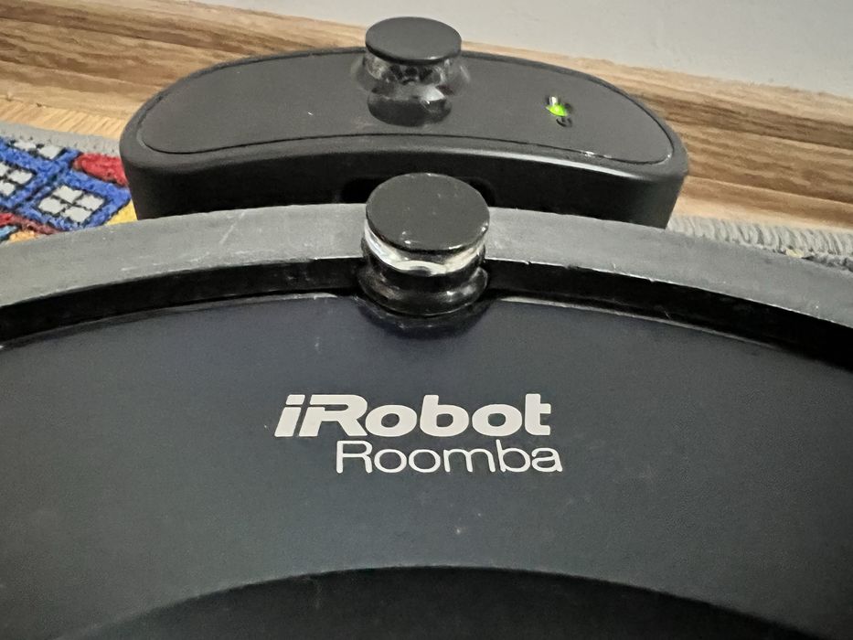 Robot de aspirare inteligent iRobot Roomba 785 Navigare iAdapt HEPA