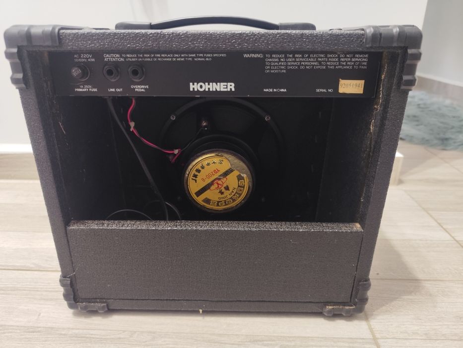 Китарно кубе Hohner