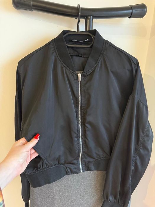 Женско късо бомбър яке ZARA