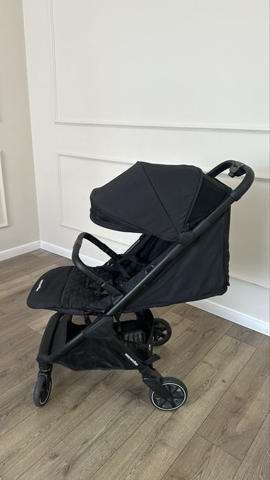 Прогулочная коляска EazyWalker